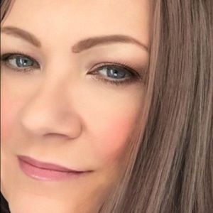 Meet your Posher, Shawna